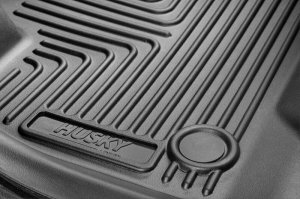 Chevrolet Traverse Floor Mats - Front - Husky Liners - X-Act Contour - Black - `24-`27